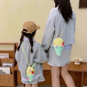 Borsa a tracolla in maglia per bambina, mini borsa <span class=keywords><strong>all</strong></span>'<span class=keywords><strong>uncinetto</strong></span> con catene, fiori di perle e chiusura a cordoncino, motivo cartone animato simpatico con coni gelato - Product Image 3