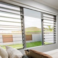 Fenêtre à persiennes en aluminium moderne sur mesure, vitrage, jalousie, fenêtres à persiennes étanches, ventilation, matériau de construction pour maison résidentielle