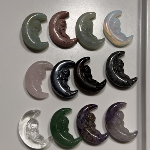 Ciondolo all'ingrosso in cristallo naturale grezzo, a forma di luna crescente, intagliato a sirena, con gemme multiple, pietra curativa fantasy, regalo celestiale - Product Image 4