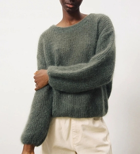 Tùy Chỉnh Mùa Đông Lỏng Giản Dị Đan Fluffy Áo Len Cổ Tròn Mohair Áo Len Cho Phụ Nữ - Product Image 1