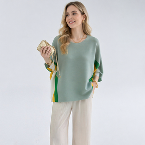Pengiriman Cepat Kasual Warna-Blok Patchwork Poliester Terstruktur Lengan Kelelawar Musim Gugur Wanita Modis 2026 Gaya Miyake - Product Image 3