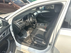 Changan Eado EV Turbo <span class=keywords><strong>2019</strong></span>, Transmisión Automática, Volante a la Izquierda, Neumáticos R17, Asientos de Tela, Cámara Trasera, Sedán - Product Image 5