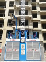 Monte-charge temporaire pour cage d'accès en hauteur, avec moteur et boîte de vitesses, pour le levage de personnel et de matériel en construction, capacité 500kg-3000kg, portée 200-400m