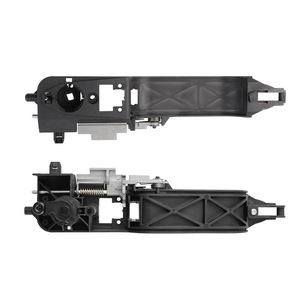 Base del Soporte de la Manija de la Puerta Izquierda 8S4Z5426685B para Ford Focus 2008-2011, Pieza de Repuesto de Plástico Negro - Product Image 4