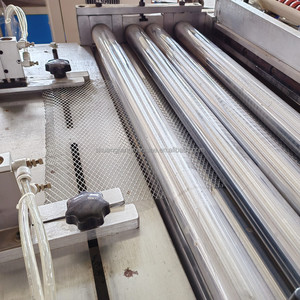 Otomatik örgü kesme, haddeleme ve KAYNAK MAKINESİ ağır hava filtresi yapma makinesi - Product Image 3