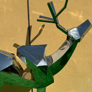 Escultura Geométrica de Ciervo en Acero Inoxidable, Adorno Animal Hecho a Mano para Montar en el Suelo Exterior - Product Image 4