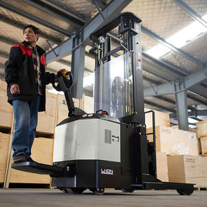 Apilador eléctrico completo con horquilla de 1,5 T económico aprobado por ISO y CE - Product Image 5