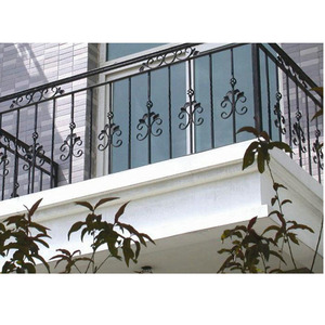 Fabricant de balustrades décoratives en fer forgé, garde-corps de balcon en fer, piquets de clôture en fer forgé martelé - Product Image 4