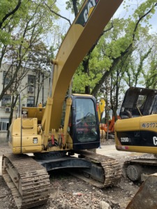 รถขุดตีนตะขาบ Carter 320C มือสองราคาถูกและมีประสิทธิภาพดีขายในประเทศจีน