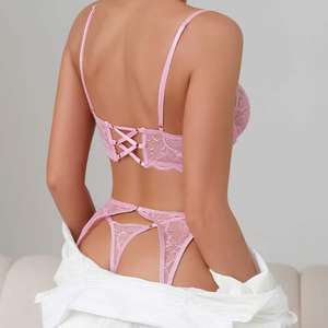 Ensemble de lingerie sexy en dentelle ultra-fine avec jarretière, trois pièces, soutien-gorge érotique, jarretière <span class=keywords><strong>et</strong></span> <span class=keywords><strong>bas</strong></span> - Product Image 2