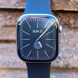Reloj Original <span class=keywords><strong>Serie</strong></span> 11 Versión Estadounidense Esim GPS + Celular 42mm/46mm Caja de Titanio Grado A+ 99% Nuevo - Product Image 1