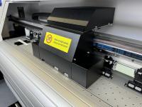 6ft Roll to Roll UV Sticker Impresora Plotter de inyección de tinta Máquina de gran formato Banner Impresora