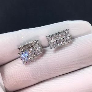 Anello con diamante taglio principessa in oro bianco, colore D, certificato GIA, gioiello classico da matrimonio per donna - Product Image 5