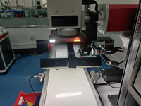 100w JPT Mopa Flying Fiber Laser Ccd Caméra Positionnement Visuel Fiber Laser Marquage Machine pour Pièces Métalliques Marquage En Vrac