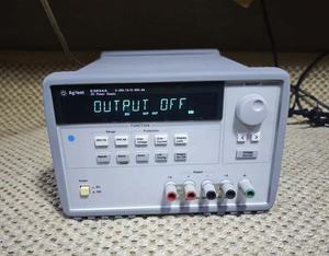 แหล่งจ่ายไฟฟ้ากระแสตรงแบบปรับค่าได้ Agilent E3634A สามช่องสัญญาณ - Product Image 2
