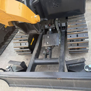 Mini-excavatrice Sany SY18U de 1,8 tonne, excavatrice compacte sur chenilles avec lame avant pour travaux agricoles et de construction - Product Image 6