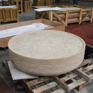 طاولة قهوة أرضية منخفضة الارتفاع بتصميم عصري مخصص لغرفة المعيشة، طاولة شاي مركزية متينة من الترافرتين البيج - Product Image 1