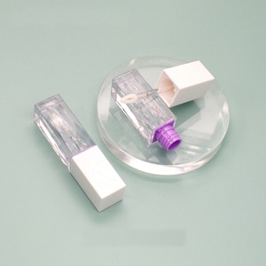 Brillo Labial en Tubo de Cristal Personalizado, Diseño Único, Tubos Vacíos para Brillo Labial de 4 ml, Tubos y Caja de Empaque Personalizados para Brillo Labial - Product Image 1