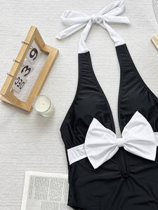 Maillot de bain bikini XL de haute qualité pour femmes maillot de bain deux pièces à sangle licou à séchage rapide avec vêtements de plage imprimés à la mode - Product Image 4