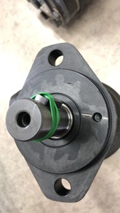 Moteur orbital Danfoss OMR X 80 11186671 blanc, authentique, en stock, prix compétitif - Product Image 3