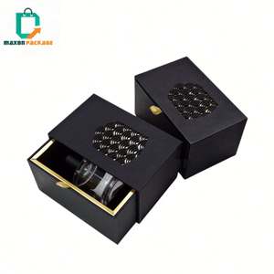 Chine Vente en gros Boîte cadeau cosmétique en carton rigide faite à la main de qualité supérieure de marque de luxe personnalisée Boîte d'emballage de parfum unique - Product Image 3