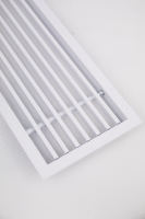 Profils linéaires modernes en aluminium pour déflecteurs d'air de plafond, grilles de climatisation et diffuseurs - Atelier extérieur