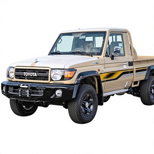 Land Cruiser LC79 Pickup 2022 4.2L 4x4 Diesel Cabina Singola 6 Posti Cerchi R18 Aria Condizionata Manuale Guida a Sinistra Sedili in Pelle Alluminio - Product Image 1