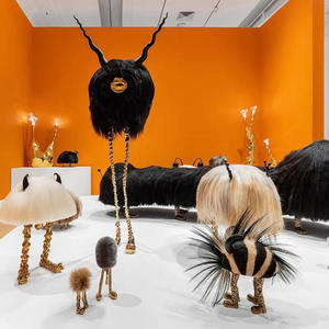 रचनात्मक और व्यक्तिगत जानवर के आकार के सोफे स्टूल पीतल कला लंबे बालों वाले सजावटी मल जूते लक्जरी स्टोर - Product Image 5