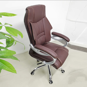 Tabouret <span class=keywords><strong>de</strong></span> bureau ergonomique moderne noir pour assistants dentaires et spa, avec dossier réglable, base en acier étanche et revêtement en cuir synthétique - Product Image 3
