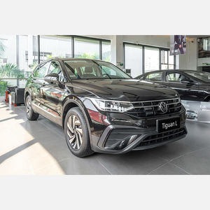 Volkswagen <span class=keywords><strong>Tiguan</strong></span> R-Line essence SUV 330TSI 2025, traction avant, pneus R18, sièges en cuir, norme d'émission Euro VI - Product Image 3