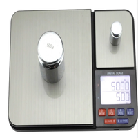 Balance de laboratoire à double plateforme en acier inoxydable avec précision de 0,1 g et affichage LED pour une utilisation en cuisine et en laboratoire