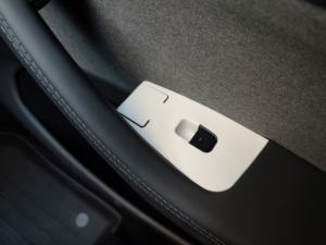 Oferta Especial: Juego de 4 Cubiertas de Silicona para Botones de Panel, Compatibles con el Modelo Y, Inodoras, Antiarañazos, Adhesivos Protectores para Puertas - Product Image 2