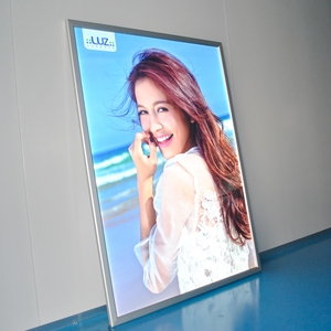 Độ sáng cao A1 Slim LED lightbox khung nhôm siêu mỏng cho <span class=keywords><strong>Poster</strong></span> phim Quảng Cáo Sáng tạo thiết kế mới - Product Image 1