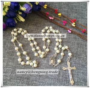 6mm 흰색 또는 붉은 색 유리 진주 구슬 산호 장미 구슬 묵주 큰 가운데 조각 및 십자가 - Product Image 5