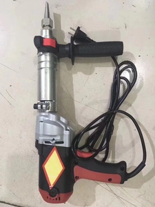 Machine de rechapage de pneus, extrudeuse de caoutchouc <span class=keywords><strong>pneumatique</strong></span> et électrique, <span class=keywords><strong>pistolet</strong></span> <span class=keywords><strong>extrudeur</strong></span> de caoutchouc pour réparation de pneus - Product Image 5