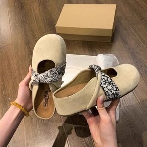 Mules pour femmes en cuir, version à talonnette interne, bout fermé, dessus en <span class=keywords><strong>nubuck</strong></span>, semelle extérieure en caoutchouc, doublure en microfibre, à enfiler - Product Image 4