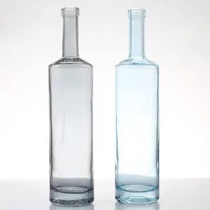 Botol kaca abu-abu ramah lingkungan kapasitas besar Logo kustom botol kaca biru untuk air Mineral minuman kaca produk Decal