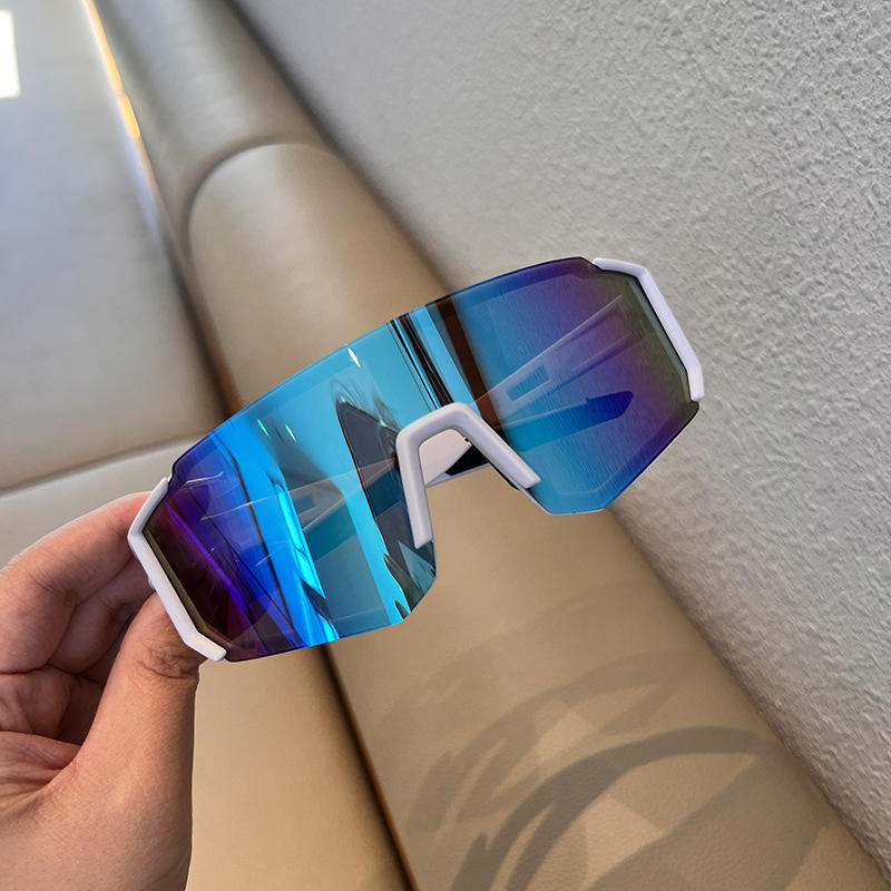 Cadre blanc - Film bleu