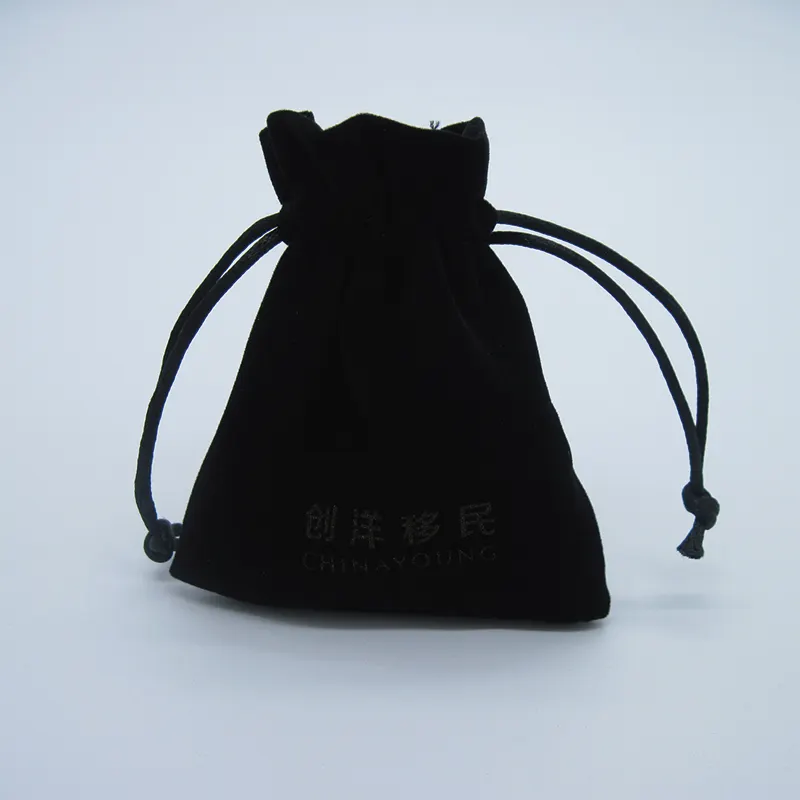 Bolsa de maquiagem com cordão de veludo preto Bolsa de joias de veludo com logotipo personalizado