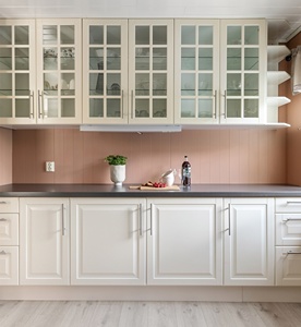 ตู้ไซด์บอร์ดไม้เนื้อแข็งสไตล์ยุโรป ทนทาน ทาสีอย่างดี ตู้เก็บของไม้เนื้อแข็งสำหรับใช้ในบ้านหรือวิลล่า - Product Image 1