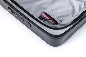 Valise d'embarquement personnalisée 20 \ "de large unisexe ABS + PC Bagages portables ODM Chargeur USB Roues pivotantes Double intérieur - Product Image 5