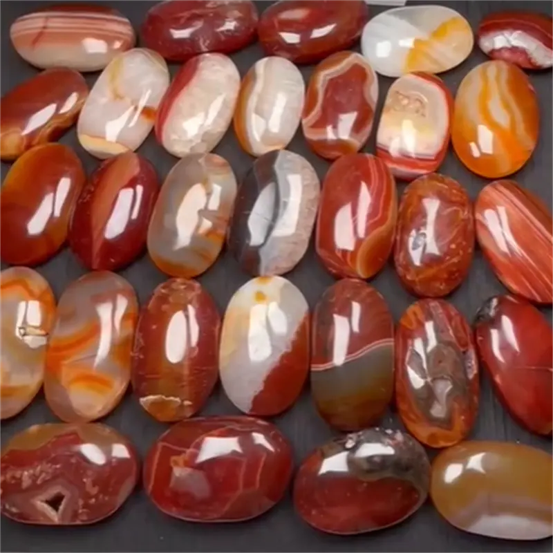 Bán buôn Chất lượng cao tinh thể đá đỏ Sardonyx Palm Stones cho trang trí