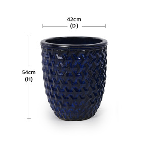 Grand pot en céramique américain vintage bleu roi, émaillé et embossé, à texture chevrons, écologique et durable, pour l'intérieur et l'extérieur - Product Image 4