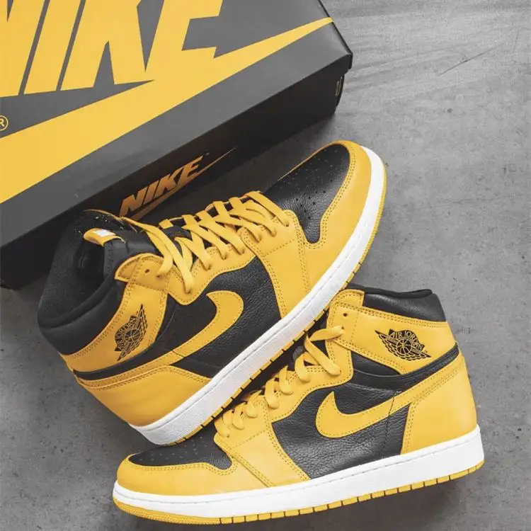 New Trendy Brand High quality Air Jordan 1 Retro High Yellow Black Basketball Shoes AJ1 Sports Outdoor Fashion Casual Nike Shoes