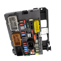 Réparation de la boîte à fusibles pour Peugeot 307 9807028780