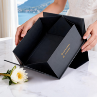 Caja de Regalo de Cartón Rígido Negro Mate Personalizada con Impresión de Logotipo en Dorado para Bodas, Novias y Damas de Honor