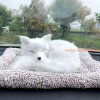 Prix usine modèle pour animaux de compagnie voiture tableau de bord ornements maison décor mignon Simulation en peluche chats chiens jouet Automobiles décoration cadeau