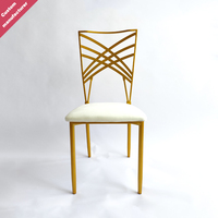 Chaise de mariage en acier, vente en gros, chaise Chiavari empilable en fer pour événements avec coussins