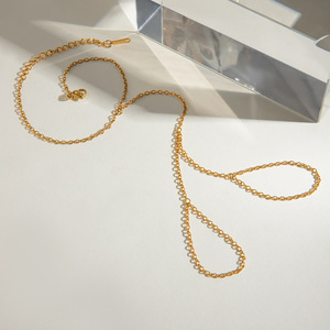 Pulsera de cadena a la moda para mujer, tono dorado, acero inoxidable, diseño de eslabones ajustables, accesorio de joyería elegante - Product Image 3