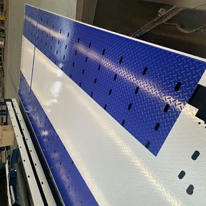 Grúa de Plataforma Terrestre de 4 Toneladas, Fabricada por una Fábrica China Profesional, Calidad Certificada, Personalizable, Ideal para Trabajos al Aire Libre - Product Image 4